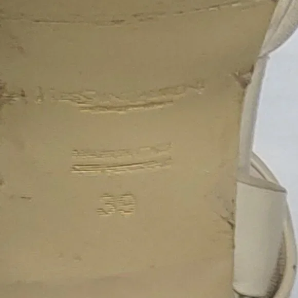 SAINT LAURENT Tribute Platform Sandals in Smooth Leather Cream Size 39 - Picture 12 of 15